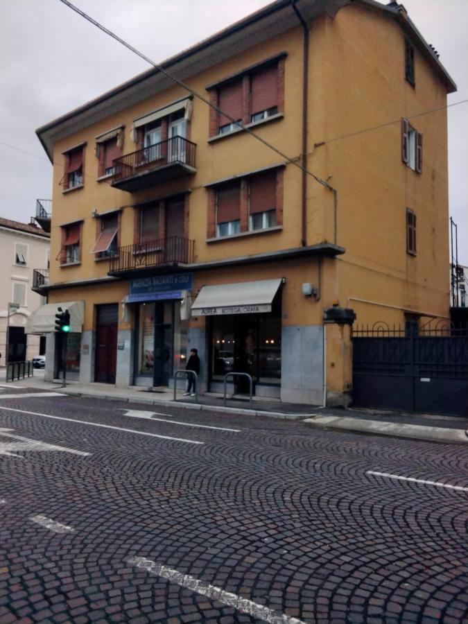 La Casa Di Gatsby Lusso In Pieno Centro Con Parcheggio Gorizia Exterior foto
