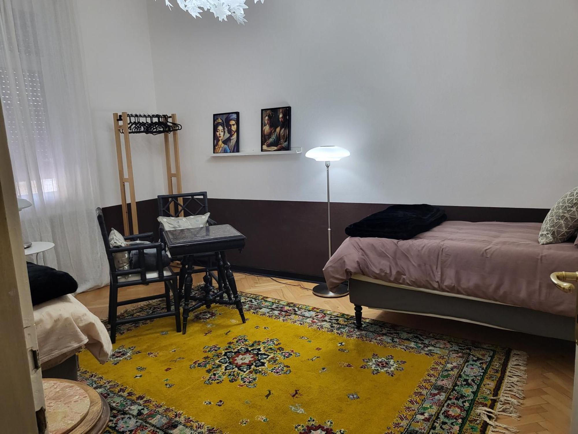 La Casa Di Gatsby Lusso In Pieno Centro Con Parcheggio Gorizia Exterior foto